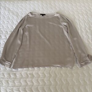 Banana Republic Women's Silk Blouse